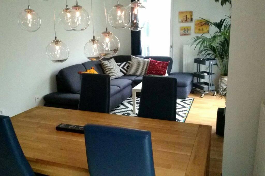 Cozy & Quiet Getaway Just 300M From Paris With Free Private Parking Apartment Gentilly Bagian luar foto